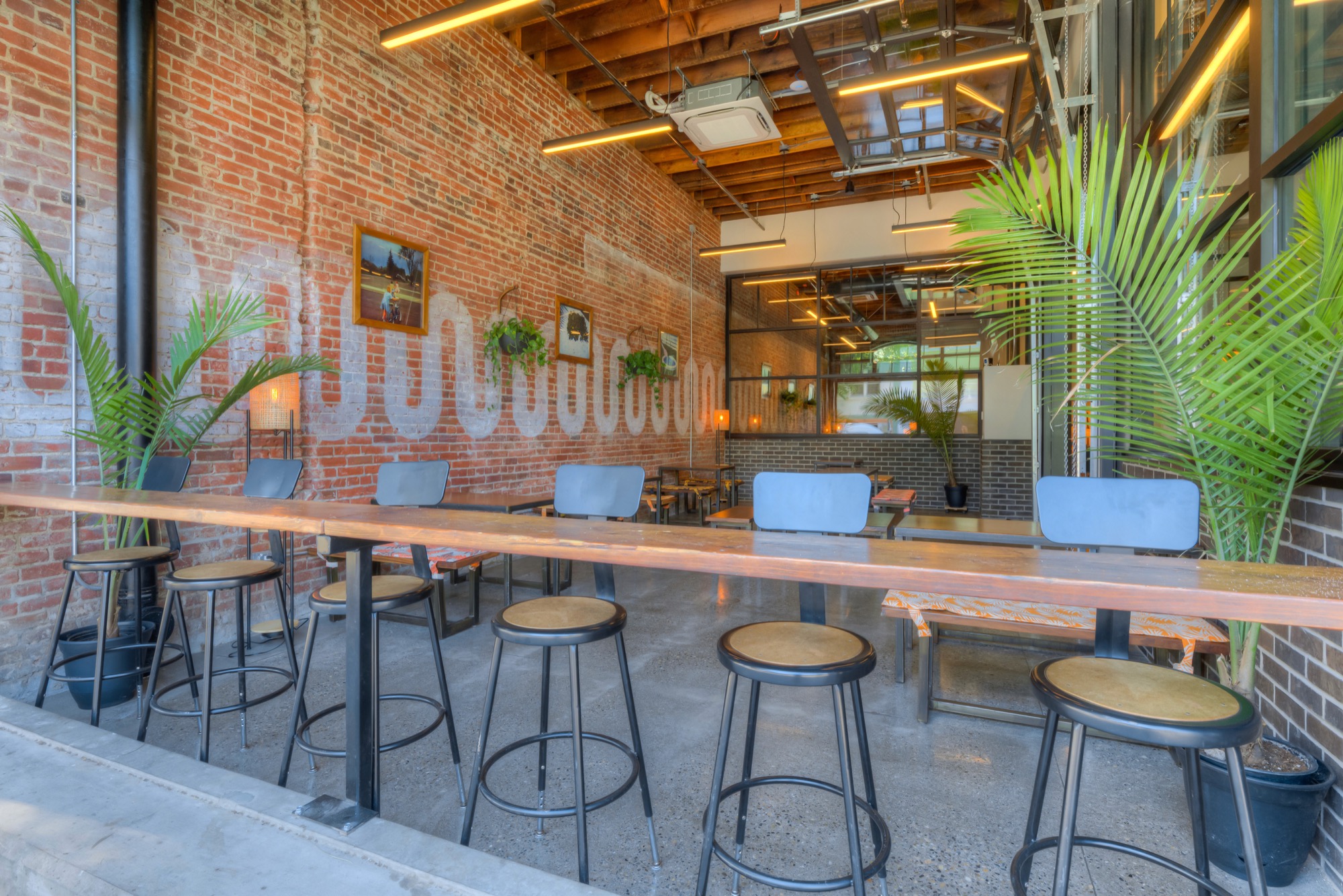 330 Main St (Momona) — photo 3